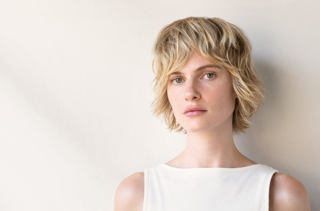 How to Style Wavy Hair: Tips and Techniques