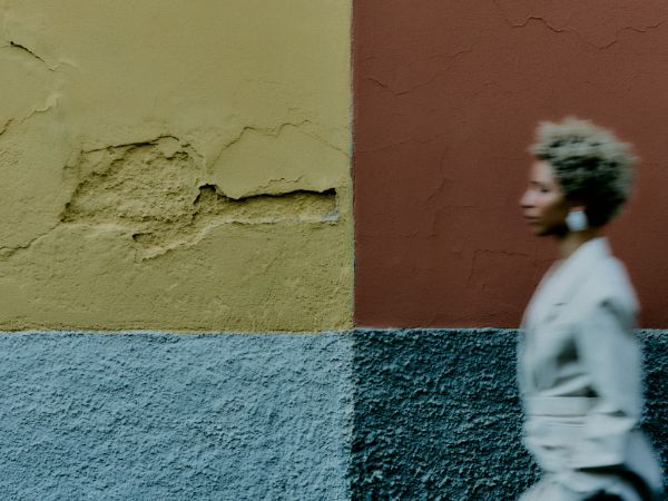 Why choose demi-permanent hair color for your next look