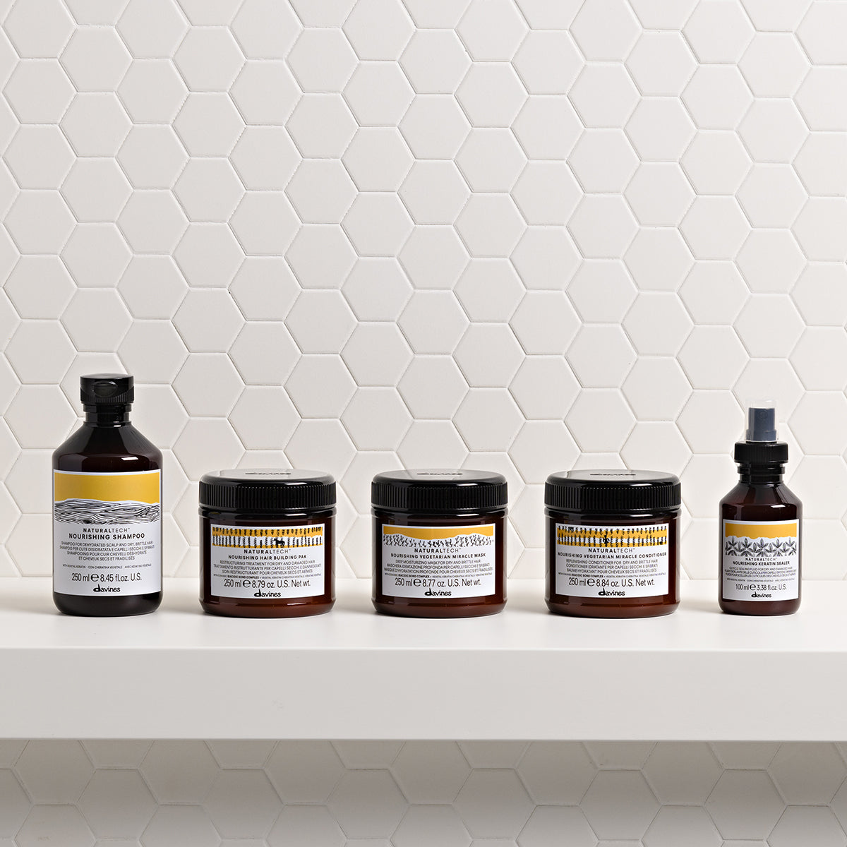 Davines NOURISHING Hair Building Pak - Restructuring mask with vegetal keratin combined with Biacidic Bond Complex for dry and brittle hair
