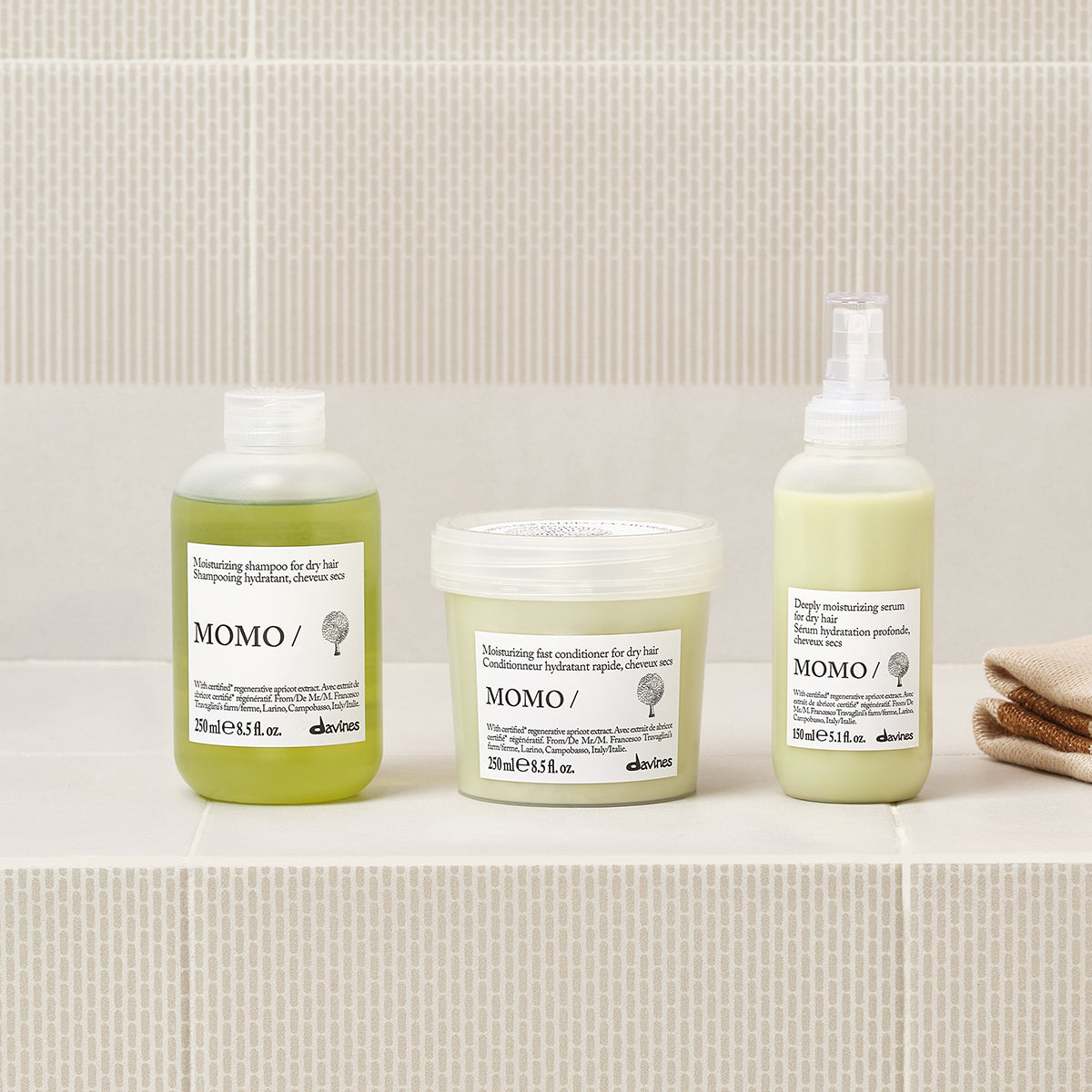 
Davines MOMO Conditioner - Moisturizing fast conditioner for dry hair