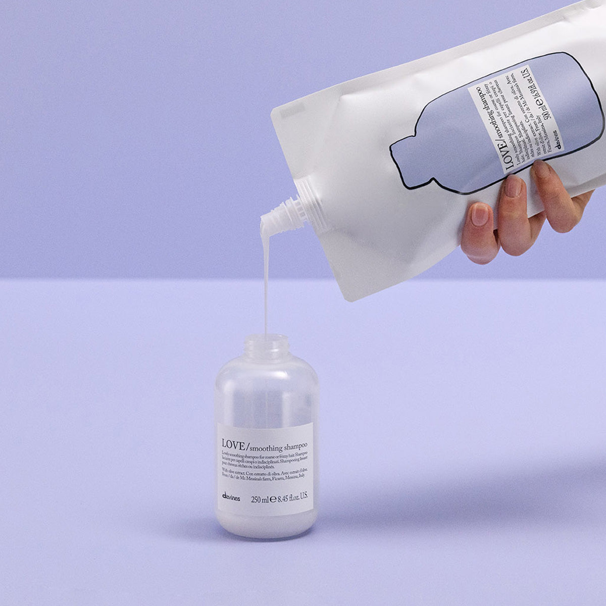 Translation missing: en.products.general.vendor: SET LOVE Smoothing Shampoo Refill Smoothing shampoo for frizzy or unruly hair<br>-100x.jpg?v=1763592993
