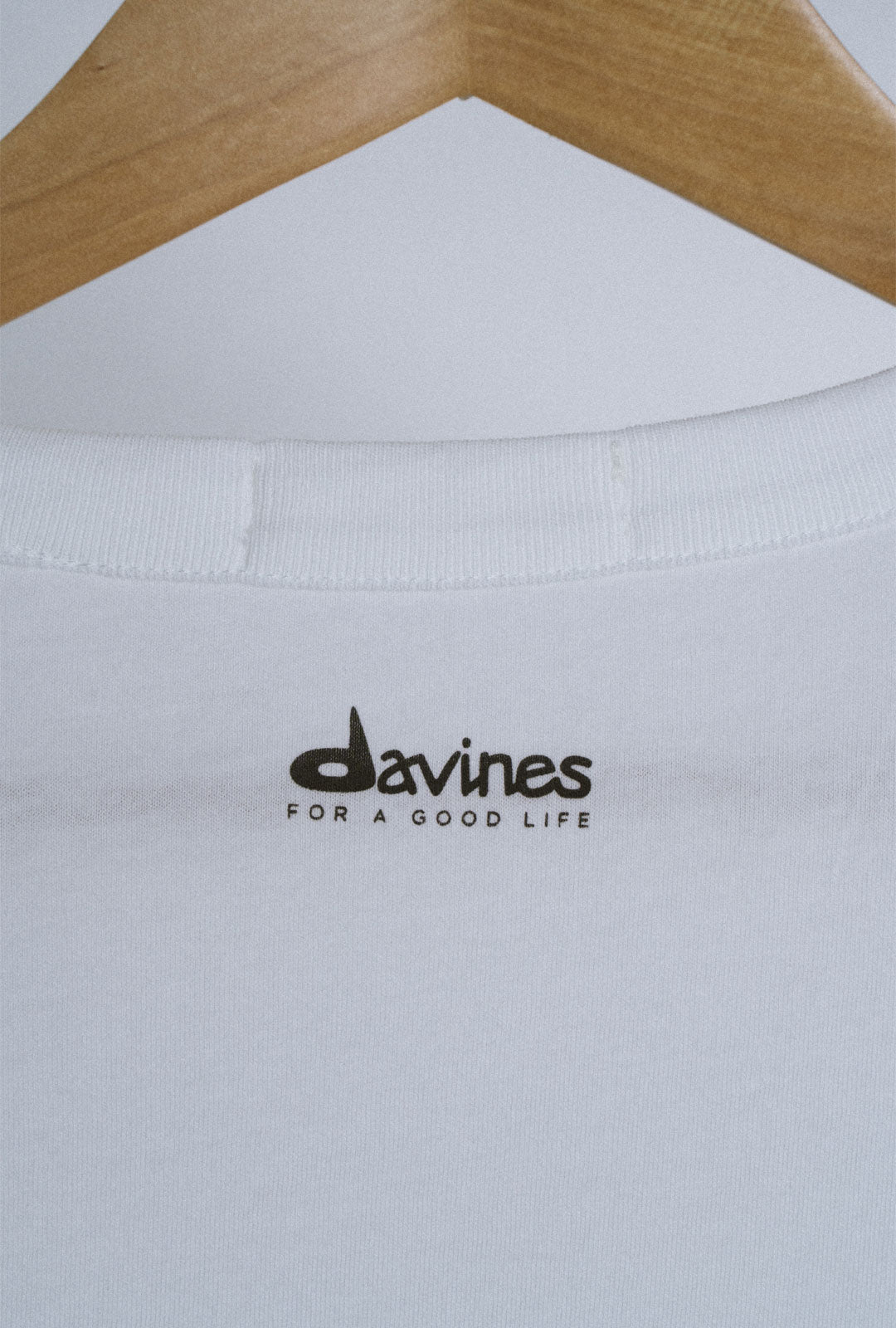 
Davines Regenerative Organic Cotton Tee, Spirit B - Crafted from Regenerative Organic Certified Cotton and grown by indigenous farmers in Odisha, India, this t-shirt represents a commitment to soil health, biodiversity, and the communities who cultivate it.
Clean lines and an understated logo on the upper sleeve and back.  
Care Instructions:Machine wash cold, gentle cycle, with like colors. No bleach. Tumble dry low and remove promptly, or hang dry. Iron on reverse, low heat. Do not dry clean.